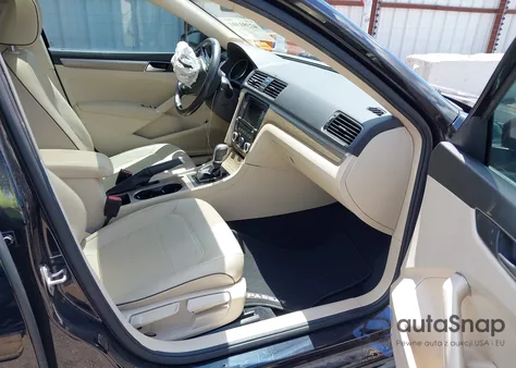 2018 Volkswagen Passat 2.0T Se from USA, damaged, VIN 1VWBA7A34JC010051